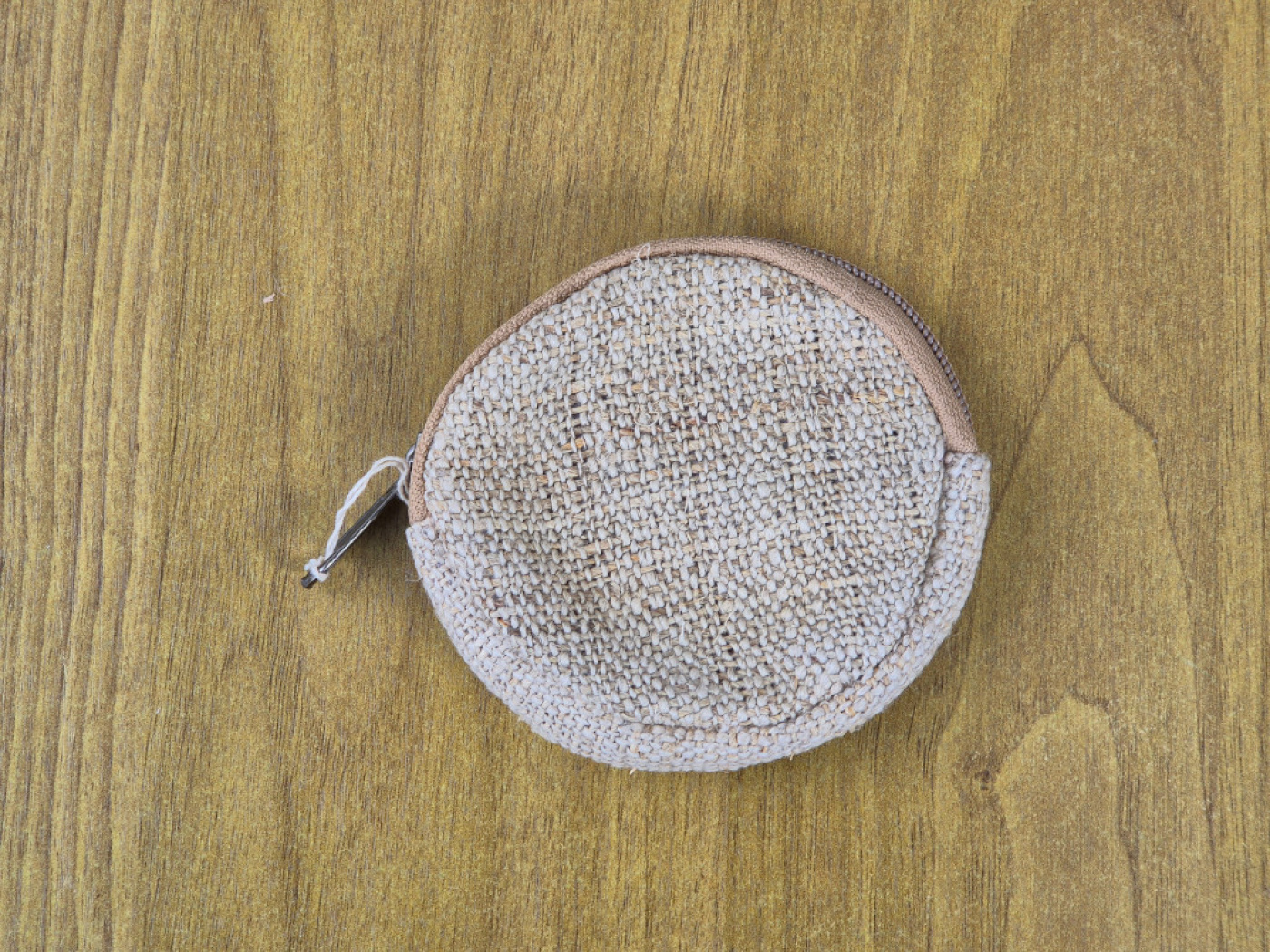 Runder Münzbeutel aus Hanfgewebe | Handgefertigt von Local Women’s Handicraft (LWH), Nepal